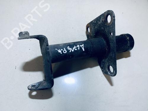 Used Front bumper bracket Front bumper bracket 35573074 35573074