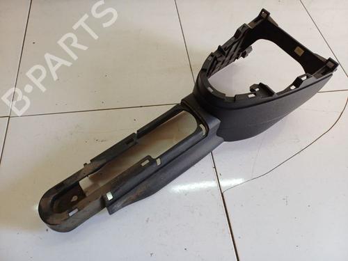 Used Middle console Middle console 38630848 38630848