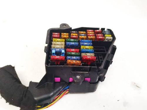 Fuse box AUDI A6 C6 (4F2) 3.2 FSI | BP32552122E1 - Image 3