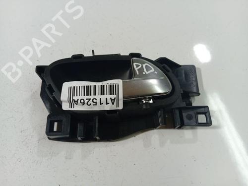 Used Front right interior door handle Front right interior door handle 38528232 38528232