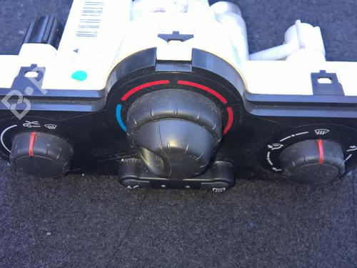 Used Climate control Climate control RENAULT MEGANE II (BM0/1_, CM0/1_) 1.5 dCi (BM1F, CM1F) (86 hp) 35874392 35874392