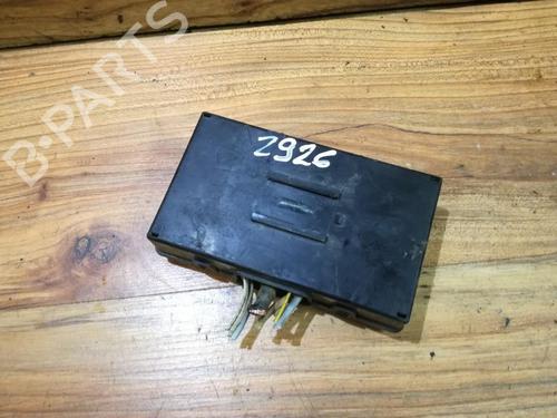 Used Fuse box Fuse box 33481533 33481533