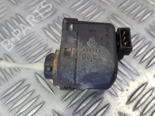 headlight-adjuster-motor-audi-a4-b5-8d2-1994-1995-1996-1997-1998-1999-2000-2001-35680001 main image