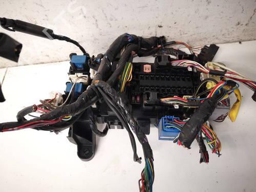 Used Fuse box Fuse box SUZUKI GRAND VITARA II (JT, TE, TD) 1.9 DDiS (JB419WD, JB419XD) (129 hp) 32534158 32534158