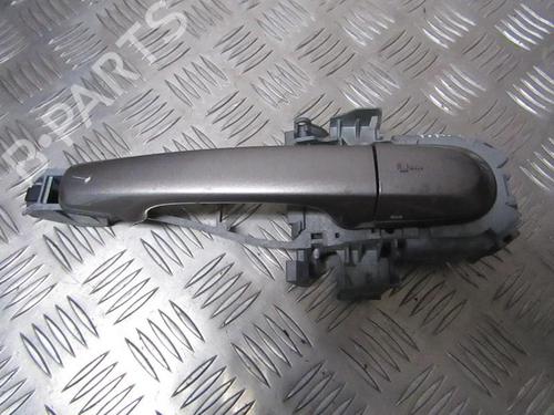 Used Front left exterior door handle Front left exterior door handle 35670215 35670215
