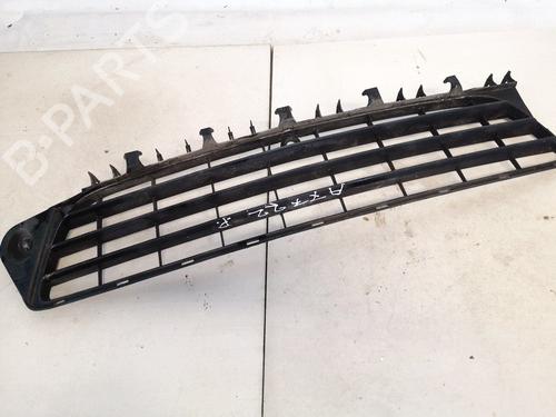 Grill Grill OPEL SIGNUM Hatchback (Z03) 2.2 DTI (F48) (125 hp) 35466558 35466558