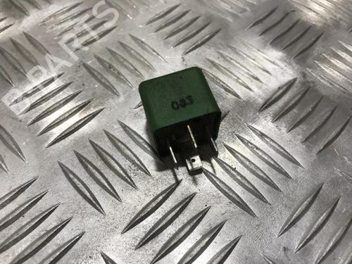 electronic-sensor-opel-zafira-a-mpv-t98-1999-2000-2001-2002-2003-2004-2005-2006-33493746 main image