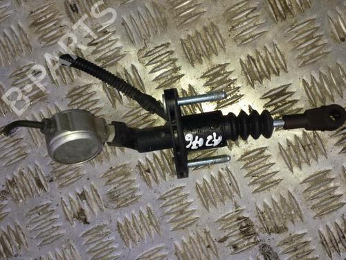 clutch-slave-cylinder-opel-astra-h-a04-2004-2005-2006-2007-2008-2009-2010-2011-2012-2013-2014-35684380 main image