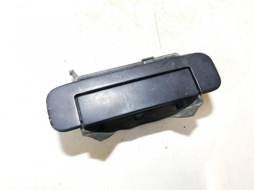 front-right-exterior-door-handle-audi-a4-b5-8d2-1994-1995-1996-1997-1998-1999-2000-2001-35865306 main image