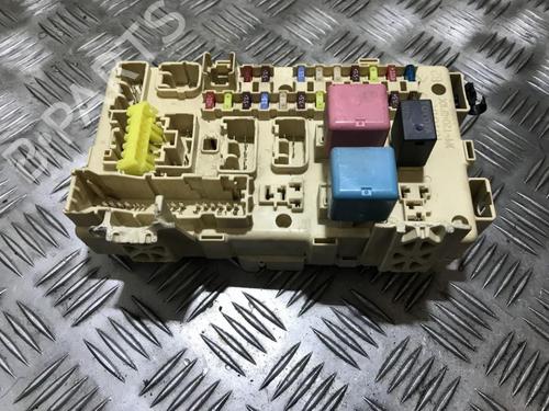 fuse-box-toyota-avensis-_t25_-2003-2004-2005-2006-2007-2008-33493544 main image