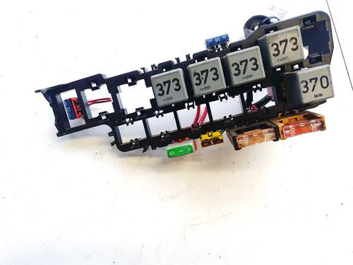fuse-box-vw-passat-b55-3b3-2000-2001-2002-2003-2004-2005-32931968 main image