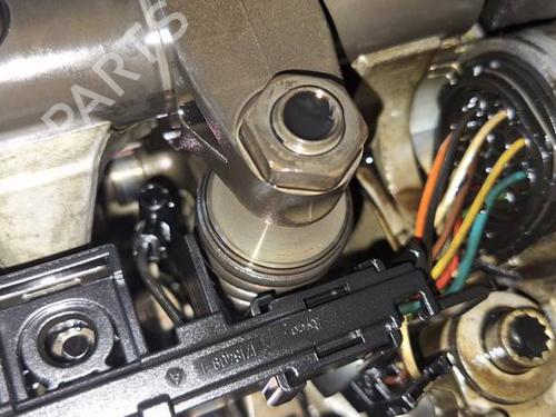 Inyector Inyector DODGE CALIBER 2.0 CRD (140 hp) 35025111 35025111