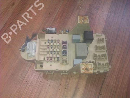 Used Fuse box Fuse box TOYOTA YARIS (_P1_) 1.0 (SCP10_, SCP10R) (68 hp) 33503453 33503453