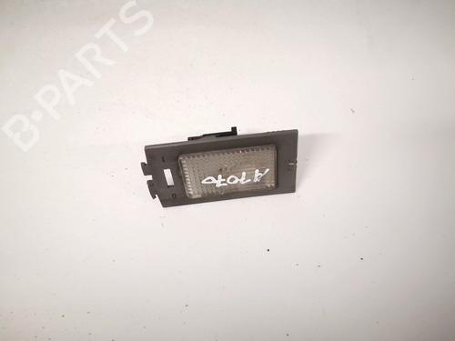 interior-roof-light-audi-100-c4-avant-4a5-1990-1991-1992-1993-1994-35484849 main image