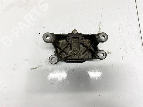 Used Engine mount AUDI A4 B8 (8K2) 2.0 TDI (143 hp) 32606099