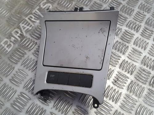 Used Ashtray Ashtray VW GOLF V (1K1) 1.9 TDI (105 hp) 35687012 35687012