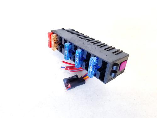 Fuse box AUDI A6 C6 (4F2) 2.0 TDI | BP33063187E1 - Image 2