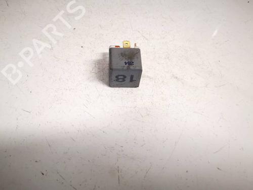 Used Electronic sensor Electronic sensor VW PASSAT B3/B4 Variant (3A5, 35I) 1.9 TDI (90 hp) 32614693 32614693