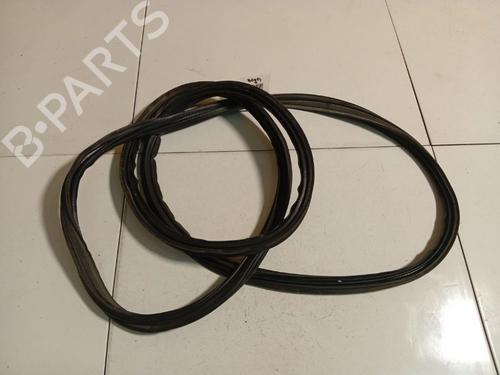 Gummiliste Gummiliste HONDA CIVIC VIII Hatchback (FN, FK) 2.2 CTDi (FK3) (140 hp) 34744624 34744624