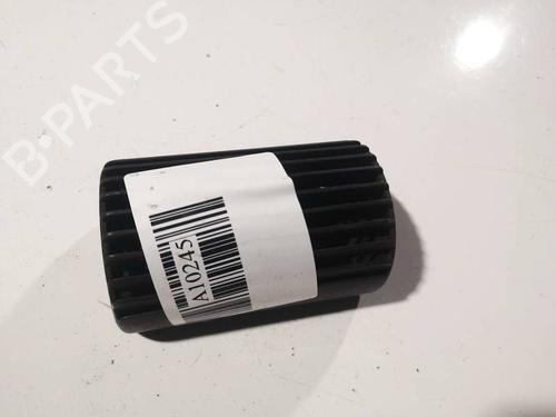 Used Air vent Air vent OPEL ASTRA F Hatchback (T92) 1.7 TD (F08, M08, F68, M68) (68 hp) 32590658 32590658