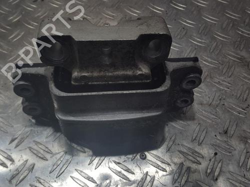 engine-mount-vw-passat-b6-3c2-2005-2006-2007-2008-2009-2010-2011-33482650 main image