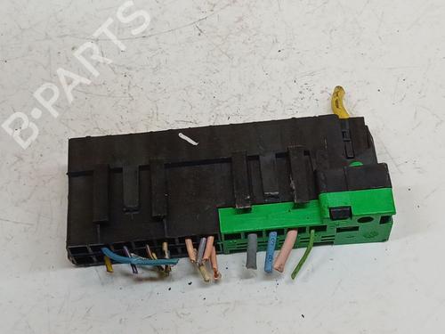Fuse box CITROËN C5 III (RD_) 2.0 HDi (RDRHD8, RDRHDJ, RDRHR8, RDRHRJ) | BP36368732E1 - Image 3