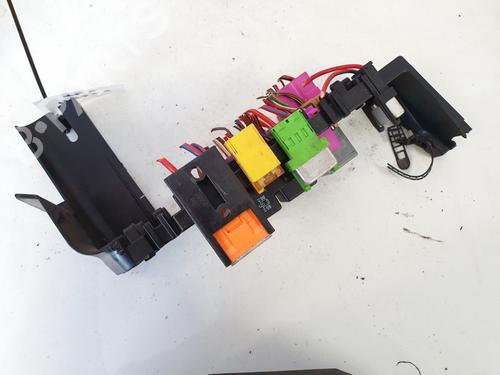 Fuse box AUDI A6 C5 (4B2, 4B4) 2.5 TDI quattro | BP32886792E1 - Image 2