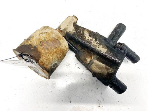 Used Engine mount Engine mount ALFA ROMEO 147 (937_) 1.9 JTD 16V (937.AXG1B, 937.BXG1B) (140 hp) 32595294 32595294