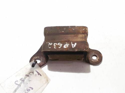 Used Engine mount Engine mount TOYOTA YARIS VERSO (_P2_) 1.3 (NCP20_, NCP22_, NCP20R, NCP22R) (86 hp) 32933819 32933819