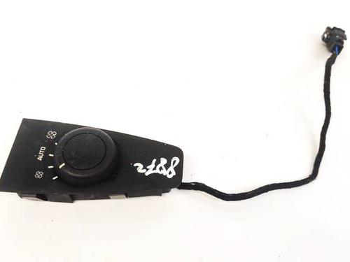 Used Climate control Climate control 35323640 35323640