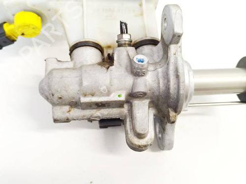 Used Brake master cylinder Brake master cylinder 37686962 37686962