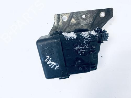 Used Fuse box Fuse box TOYOTA AURIS (_E15_) 2.0 D-4D (ADE150_, ADE150R) (126 hp) 33086617 33086617