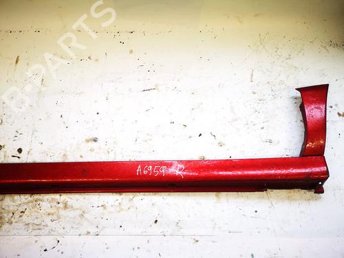 Højre sidekjole Højre sidekjole SUBARU FORESTER (SG_) 2.0 S Turbo AWD (SG5) (177 hp) 35543413 35543413
