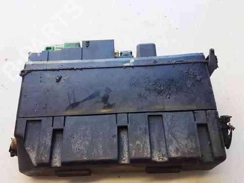 Used Fuse box Fuse box NISSAN MICRA III (K12) 1.2 16V (80 hp) 33063040 33063040