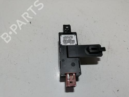 Used Electronic module Electronic module PEUGEOT 607 (9D, 9U) 2.2 HDi (133 hp) 35714777 35714777