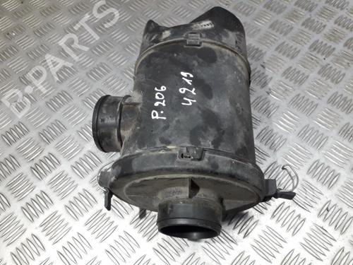 Used Air filter box Air filter box PEUGEOT 206 Hatchback (2A/C) 1.9 D (69 hp) 35714881 35714881