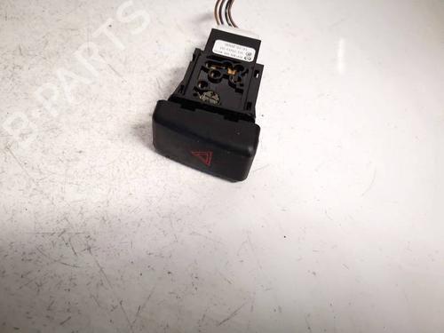 Used Warning switch Warning switch MAZDA 3 (BK) 1.6 DI Turbo (109 hp) 35137177 35137177