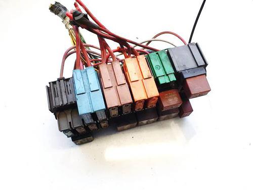 fuse-box-renault-laguna-ii-bg01_-2001-2002-2003-2004-2005-2006-2007-32539693 main image