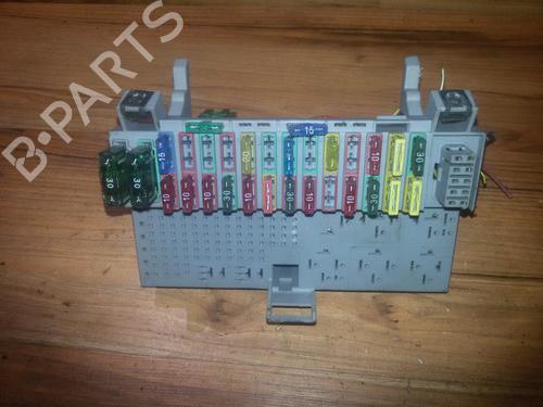 Used Fuse box Fuse box OPEL ASTRA F Hatchback (T92) 1.6 Si (F08, M08, F68, M68) (101 hp) 33511025 33511025