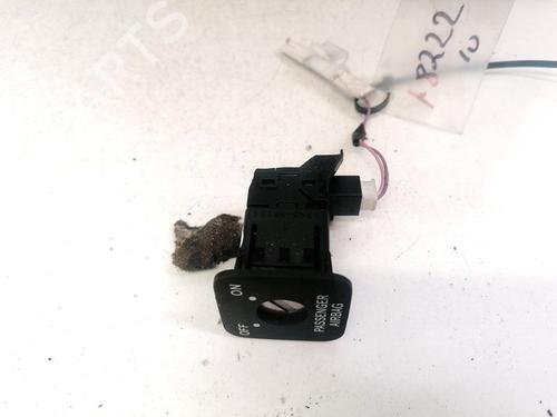 Used Switch Switch TOYOTA YARIS (_P9_) 1.3 4WD (NCP95) (87 hp) 32916419 32916419