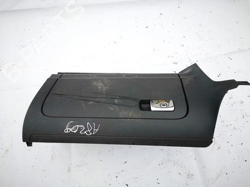 Used Glove box Glove box VW GOLF V (1K1) 1.9 TDI (105 hp) 35404184 35404184