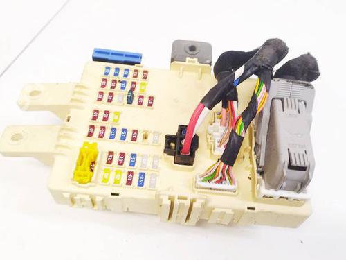 Used Fuse box Fuse box KIA SPORTAGE III (SL) 1.7 CRDi (116 hp) 32616779 32616779