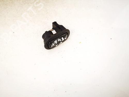 switch-opel-astra-g-hatchback-t98-1998-1999-2000-2001-2002-2003-2004-2005-2006-2007-2008-2009-32912230 main image