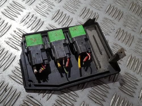 Used Fuse box Fuse box CITROËN XSARA PICASSO (N68) 2.0 HDi (90 hp) 33502524 33502524