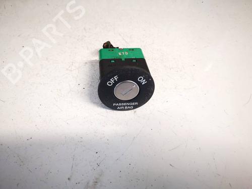 Used Switch Switch HYUNDAI SANTA FÉ II (CM) 2.2 CRDi GLS (150 hp) 32616316 32616316