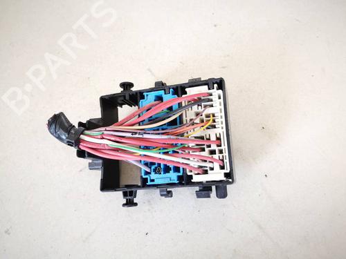 Fuse box RENAULT LAGUNA II (BG0/1_) 1.6 16V (BG0A, BG0L) | BP32952001E1 - Image 2