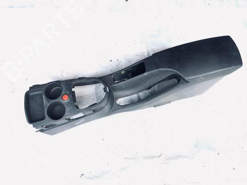 Used Armrest / Center console Armrest / Center console SEAT ALTEA (5P1) 2.0 TDI (140 hp) 35607358 35607358