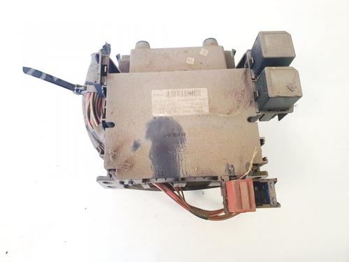 Used Fuse box Fuse box FORD FIESTA IV (JA_, JB_) 1.3 i (60 hp) 32913737 32913737