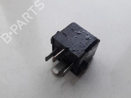 Used Electronic sensor Electronic sensor MERCEDES-BENZ A-CLASS (W168) A 140 (168.031, 168.131) (82 hp) 33511045 33511045