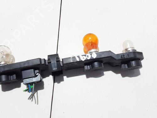 Used Lamp holder Lamp holder VOLVO S60 I (384) 2.4 (140 hp) 35637987 35637987